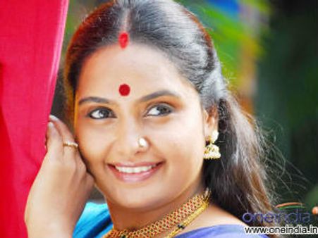 ಜೆಡಿಎಸ್ ಗೆ 'ಶ್ರುತಿ' ಆಹ್ವಾನಿಸಿದ ಎಚ್.ಡಿ. ಕುಮಾರಸ್ವಾಮಿ