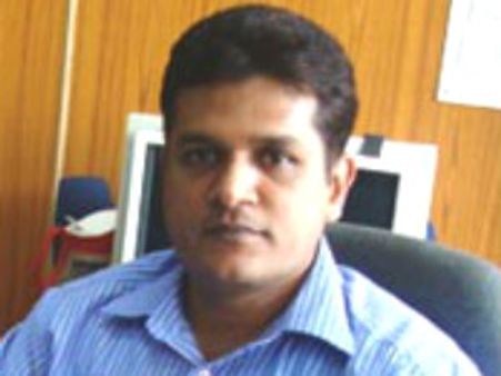 ಸೆನ್ಸಾರ್ ಮಂಡಳಿಯಲ್ಲಿ ಟೇಬಲ್ ಕೆಳಗಿನ ವ್ಯವಹಾರ