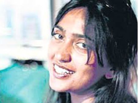 ವಿವೇಕ್ ಒಬೆರಾಯ್ ಪತ್ನಿ ವಿರುದ್ಧ ವಂಚನೆ ಆರೋಪ