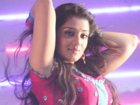 ಕನ್ನಡಕ್ಕೆ ಮಿಸ್ ಮೀನಾಕ್ಷಿಯಾಗಿ ಮತ್ತೆ ನಿಖಿತಾ ತುಕ್ರಲ್