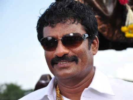 'ಜೇಡ್ರಳ್ಳಿ'ಯಲ್ಲಿ ಮಾಜಿ ಸಚಿವ ರೇವಣ್ಣ, ಧರ್ಮಸಿಂಗ್