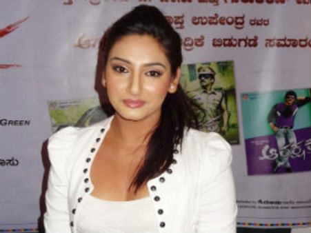 ಕನ್ನಡ ಚಿತ್ರರಸಿಕರಿಗೆ ರಾಗಿಣಿ ದ್ವಿವೇದಿಯ ಬಿಗ್ ಥ್ಯಾಂಕ್ಸ್