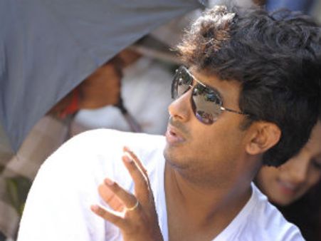 ಸುದೀಪ್ ನನ್ನ 'ಗಾಡ್ ಫಾದರ್' ಎಂದ 'ಚಿಂಗಾರಿ' ಹರ್ಷ