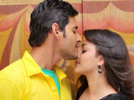 ಪರಭಾಷಾ ಸಿನ್ಮಾಕ್ಕೆ ಕಬಾಬ್, ನಮ್ಮ ಸಿನ್ಮಾಕ್ಕೆ ಚಿತ್ರಾನ್ನ