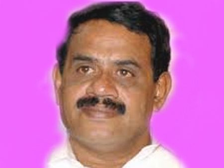 ಪೂಜಾ ಗಾಂಧಿ ರಾಜಕೀಯ ಎಂಟ್ರಿ ಹಿಂದೆ ಈ ಕೃಷ್ಣಪ್ಪ