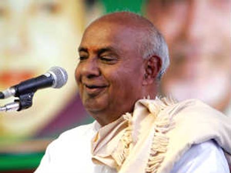 ಶೀಘ್ರ ವಿಷ್ಣು ಸ್ಮಾರಕ ನಿರ್ಮಿಸಲು ದೇವೇಗೌಡ ಒತ್ತಾಯ