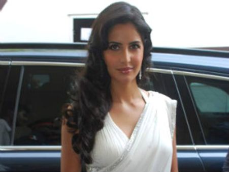 ಕಾರಿನಲ್ಲಿ ಶಾರುಖ್, ಕತ್ರಿನಾ ಒಂದು ತಾಸು ಐಸ್‌ಪೈಸ್