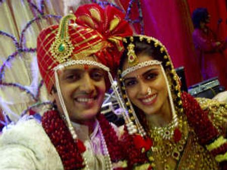 ಗೃಹಸ್ಥಾಶ್ರಮ ಪ್ರವೇಶಿಸಿದ ತಾರೆ ಜೆನಿಲಿಯಾ ಡಿಸೋಜಾ