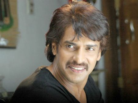 ಬಾಕ್ಸಾಫೀಸಲ್ಲಿ ಉಪೇಂದ್ರ 'ಆರಕ್ಷಕ' ಜಿಂಗಿಚಕ್ಕ ಡ್ಯಾನ್ಸ್