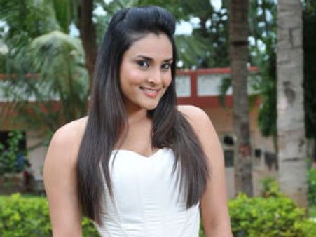 ರಮ್ಯಾ ಸಂಭಾವನೆ ಈಗ ಅಷ್ಟಿಟ್ಟಲ್ಲ, ಎಷ್ಟು ಗೊತ್ತೇ?