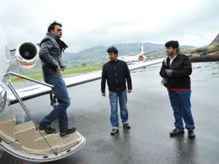 ಚಿಂಗಾರಿ ಪ್ರಚಾರಕ್ಕೆ ಬಂದಿಲ್ಲವೆಂದು ಹರಿಹಾಯ್ದ ದರ್ಶನ್