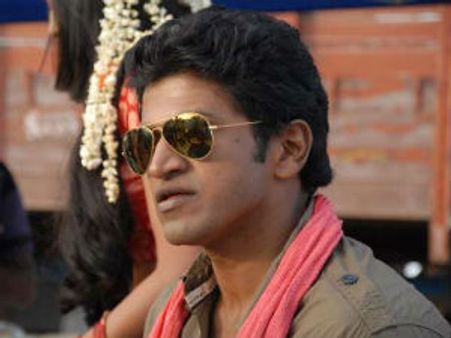 ಬಾರ್ಸಿಲೋನಾಗೆ ಹಾರಲಿರುವ ಪುನೀತ್ ಅಣ್ಣಾ ಬಾಂಡ್