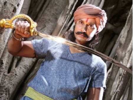 'ಪರಮಾತ್ಮ' ದಾಖಲೆ ಮುರಿದ 'ಸಂಗೊಳ್ಳಿ ರಾಯಣ್ಣ'