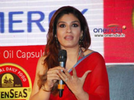 ರವೀನಾ ಮತ್ತೆ ಬರುತ್ತಿದ್ದಾರೆ, ದಯವಿಟ್ಟು ದಾರಿಬಿಡಿ