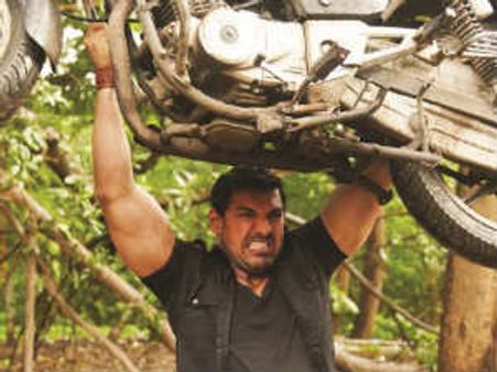 15 ದಿನಗಳ ಜೈಲು ಶಿಕ್ಷೆ ರದ್ದು, ಜಾನ್‌ಗೆ ಜಾಮೀನು