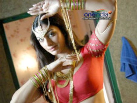 ನಲವತ್ತರ ಪ್ರಾಯದಲ್ಲಿ ಸೊಂಟ ಬಳುಕಿಸಲಿರುವ ಟಬು