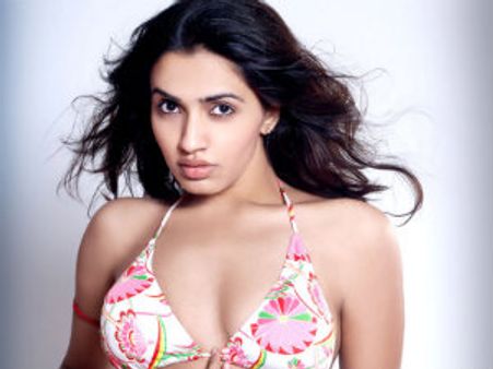 ಗಾಸಿಪ್ ಕಾಲಂ ನಂಬಿಕೊಂಡ ಅಕ್ಷರಾ ಹರೋಹರ