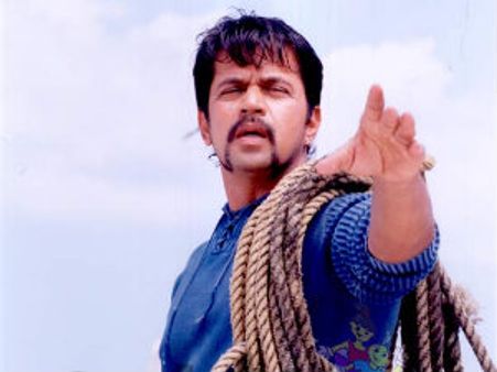 ಕನ್ನಡಾಭಿಮಾನ ಮೆರೆದ ಅರ್ಜುನ್ ಸರ್ಜಾ ಕುಟುಂಬ