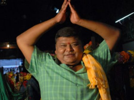 ನಟ ಬುಲೆಟ್ ಪ್ರಕಾಶ್‌ ಕಾಲಿನ ಮೇಲೆ ಹರಿದ ಕಾರು