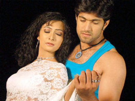 ರಾಧಿಕಾ ಮತ್ತು ಯಶ್ ನಡುವೆ ಸಂಥಿಂಗ್ ಸಂಥಿಂಗ್‌