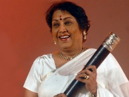 ಅಭಿನಯ ಶಾರದೆ ಜಯಂತಿಗೆ ಗೌರವ ಡಾಕ್ಟರೇಟ್