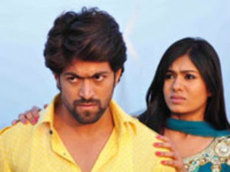 'ಜಾನೂ'ಗೆ ಯೋಗರಾಜ್ ಭಟ್ ಸಮಾಚಾರ ಸಾಹಿತ್ಯ