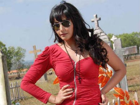 ಆಕ್ಷನ್ ಕ್ವೀನ್ ಮಾಲಾಶ್ರೀ ಟಿಪ್ಸ್ ಬೇಡಿದ ರಾಗಿಣಿ