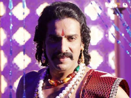 ಕಠಾರಿವೀರ, ಗಾಡ್ ಫಾದರ್‌ಗೆ ಫಿಲಂ ಚೇಂಬರ್ ತೀರ್ಪು