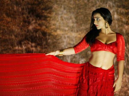 ಡರ್ಟಿ ಪಿಕ್ಚರ್ ನೋಡದೆ ನಿರಾಶರಾದ ಪ್ರೇಕ್ಷಕರು