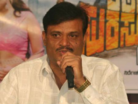 ಕೃತಿಚೌರ್ಯ ಆರೋಪಕ್ಕೆ ಮುನಿರತ್ನ ಖಡಕ್ ಪ್ರತಿಕ್ರಿಯೆ