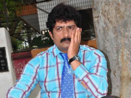 ಖಾವಿ ತೊಟ್ಟು ಗುಟ್ಟಾಗಿ ಆಶ್ರಮ ಸೇರಿದ ರವಿಶಂಕರ್