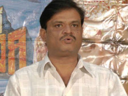 ಮುತಾಲಿಕ್ ಪೌರುಷಕ್ಕೇ ಸವಾಲೆಸೆದ ಮುನಿರತ್ನ