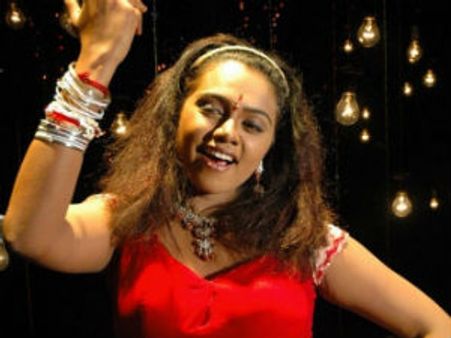 ಹರೀಶ್ ರಾಜ್ ಜೊತೆ ಅಭಿನಯಶ್ರೀ 'ಮಧುಚಂದ್ರ'