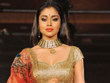 ಕನ್ನಡ ಚಿತ್ರಕ್ಕೆ ಶ್ರೀಯಾ ಸರನ್ ಸಂಭಾವನೆ ಎಷ್ಟು?