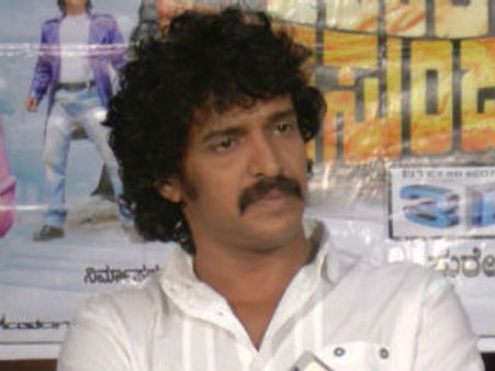 ಶಿರೂರು ಶ್ರೀಗಳ ಬಹಿರಂಗ ಕ್ಷಮೆಯಾಚಿಸಿದ ಉಪೇಂದ್ರ