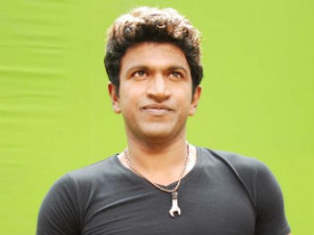 ಕಠಾರಿವೀರನಿಗೆ ಪವರ್ ಸ್ಟಾರ್ ಪುನೀತ್ ಕ್ಲೀನ್ ಬೌಲ್ಡ್