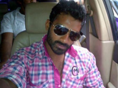 ಅಂಬರಕ್ಕೆ ಜಿಗಿಯುತ್ತಿರುವ ಅಂಬಾರಿ ನಟ ಯೋಗೇಶ್