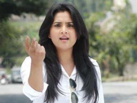 ರಮ್ಯಾ ಹೆಸರಿನ ಮೂಲಕ ಪಬ್ಲಿಸಿಟಿಯ ತಂತ್ರವೇಕೆ?