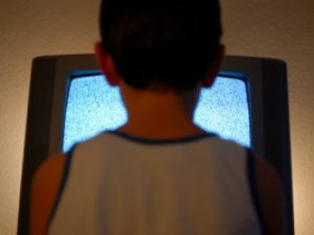 ಟಿವಿ ಕಾರ್ಯಕ್ರಮ ನೋಡಿ ಬಾಲಕ ಆತ್ಮಹತ್ಯೆಗೆ ಯತ್ನ