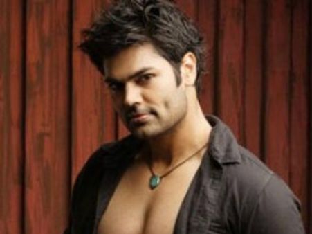 ರೂಪಾ ಅಯ್ಯರ್ 'ಚಂದ್ರ' ಚಿತ್ರಕ್ಕೆ ನಟ ಗಣೇಶ ಬಂದ