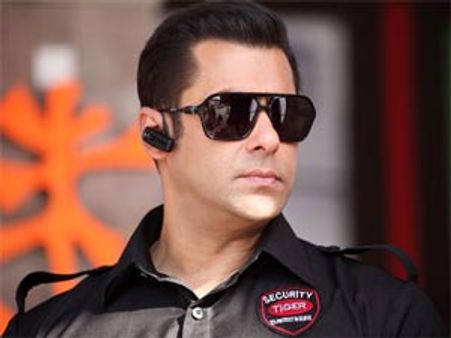 ಮತ್ತೆ 'ಬಾಡಿಗಾರ್ಡ್'ಗೆ ಜೋತುಬಿದ್ದ ಸಲ್ಮಾನ್ ಖಾನ್