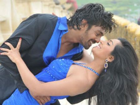 ಧ್ರುವ ಸರ್ಜಾ ಚೊಚ್ಚಲ ಚಿತ್ರ ಅದ್ದೂರಿ ಸೂಪರ್ ಹಿಟ್