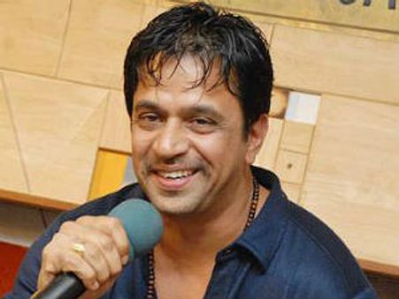 ಅರ್ಜುನ್ ಸರ್ಜಾ ಆಕ್ಷನ್ ಕಟ್‍‌ನಲ್ಲಿ ಧ್ರುವ ಸರ್ಜಾ