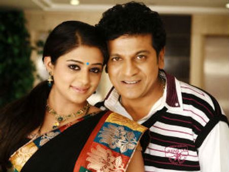 ನಾಡಹಬ್ಬಕ್ಕೆ ಲಕ್ಷ್ಮಿ...ನೋ ವನ್ ಕ್ಯಾನ್ ಟಚ್ ಮೀ