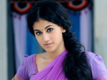 ರಿಯಲ್ ಸ್ಟಾರ್ ಉಪೇಂದ್ರ ಚಿತ್ರಕ್ಕೆ ಕೆಂದಾವರೆ ತಾಪಸಿ