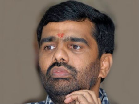 ನಿರ್ಮಾಪಕ ಸೂರಪ್ಪ ಬಾಬು ವಿರುದ್ಧ ಪ್ರತಿಭಟನೆ