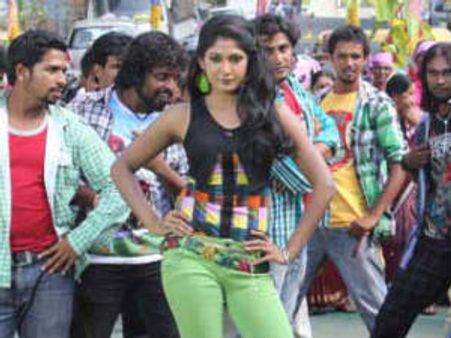 ಐಟಂ ಹಾಡಿನಲ್ಲಿ ಯಜ್ಞಾ ಶೆಟ್ಟಿ ಶೃಂಗಾರ ರಸಧಾರೆ