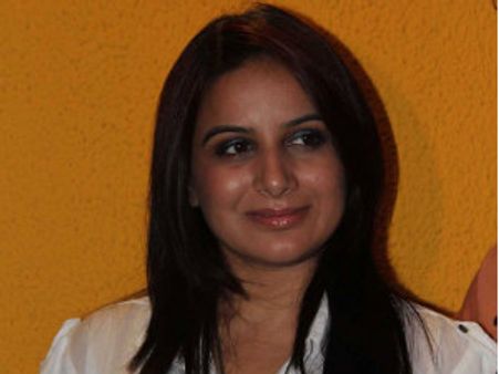 ನಟಿ ಪೂಜಾ ಗಾಂಧಿ ಕಿರಿಕಿರಿ ಪಿರಿಪಿರಿಗೆ ಜೈ ಹಿಂದ್