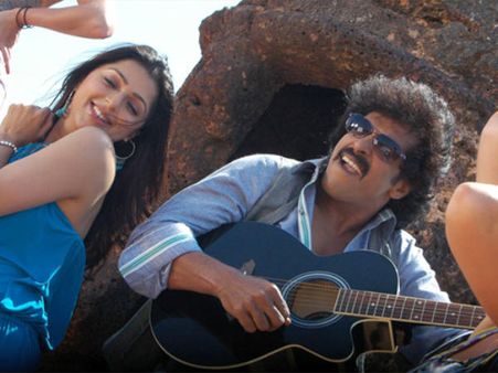 ಗಾಡ್ ಫಾದರ್ ಚಿತ್ರವಿಮರ್ಶೆ: ಕಾಡುತ್ತಾನೆ ಫಾದರ್