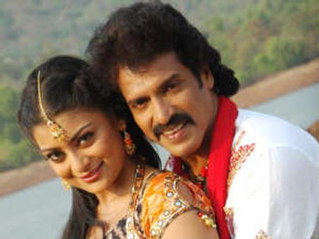 ಉಪ್ಪಿ 'ಗಾಡ್ ಫಾದರ್' ಕೈಹಿಡಿದಳೇ ಅಂಬುಜಾಕ್ಷಿ?